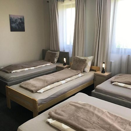 Pihenj Meg Vendégház Nyíregyháza Extérieur photo