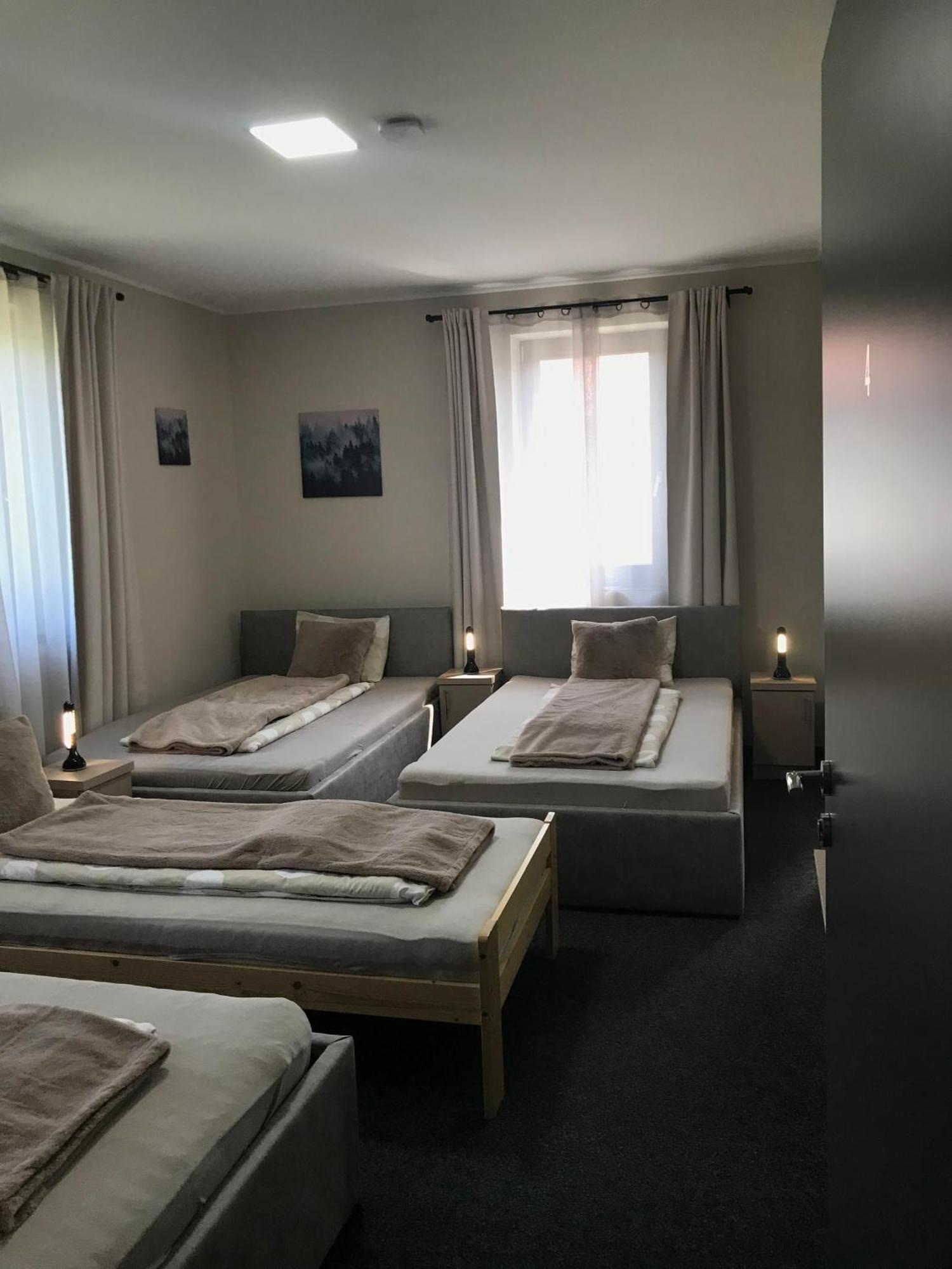 Pihenj Meg Vendégház Nyíregyháza Extérieur photo