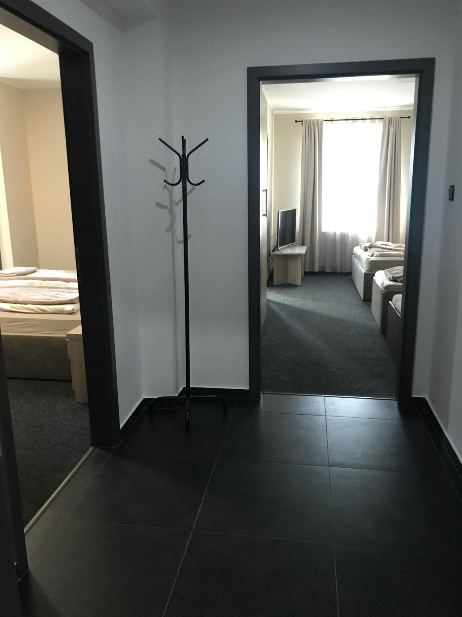 Pihenj Meg Vendégház Nyíregyháza Extérieur photo